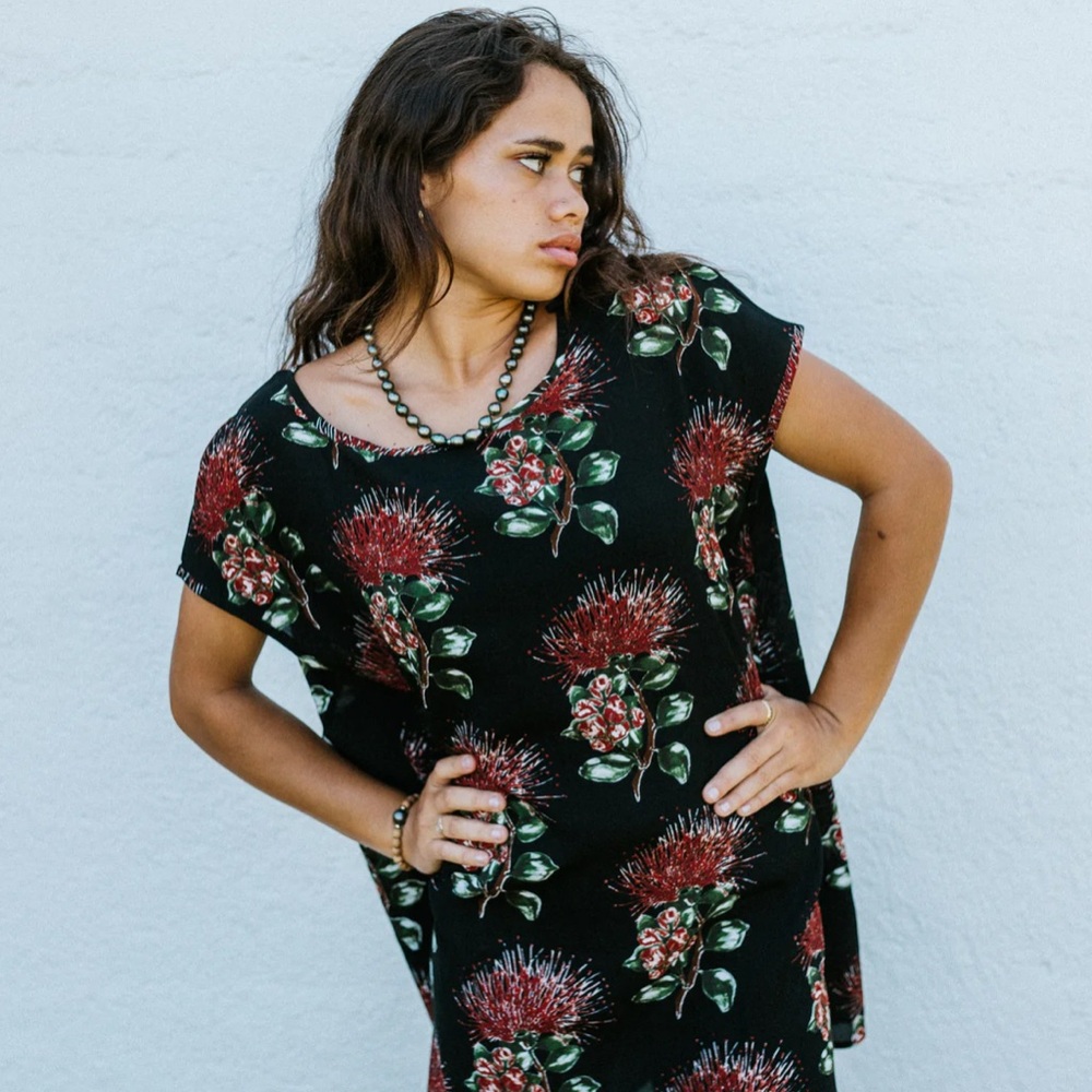 Alohiwai Mica Dress size Small
